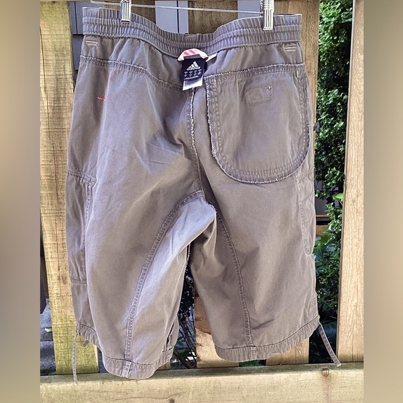 Addidas Mens Khaki Cargo Shorts M. 2006 - Picture 6 of 14